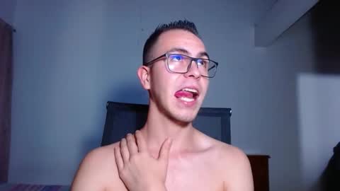 Snapshot of erik_rodriguez chatting on 10-08-25, 11:13 Erik rodriguez online show from 10-08-25, 11:13