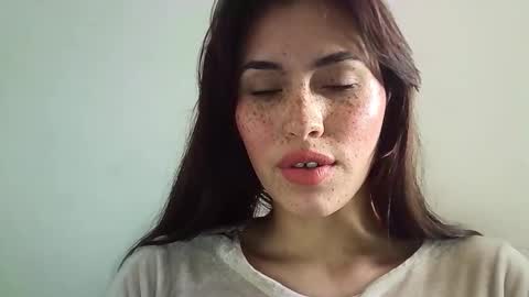 Snapshot of erika_depp chatting on 11-07-25, 07:47 Erika online show from 11-07-25, 07:47