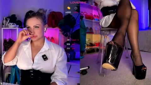 Erika      online show from 10-08-25, 01:31