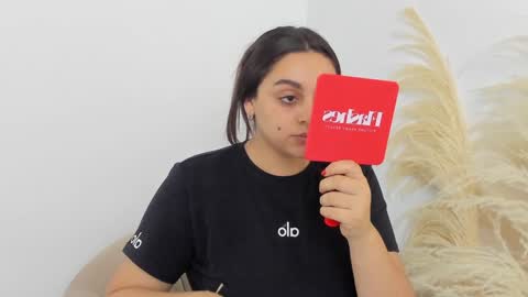 Erika Mendez online show from 12-06-24, 08:29