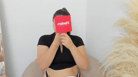 Erika Mendez online show from 12-12-24, 08:43