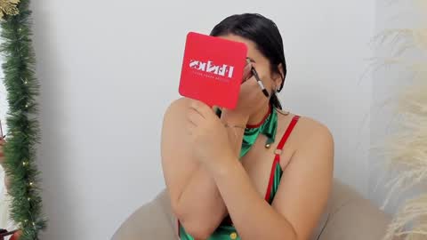 Erika Mendez online show from 12-24-24, 07:44