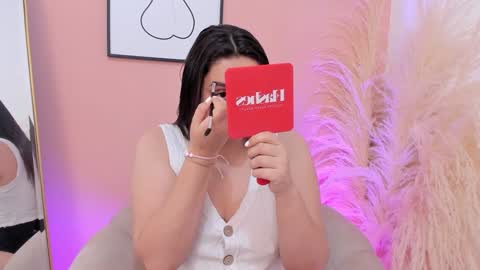 Erika Mendez online show from 01-31-25, 02:49