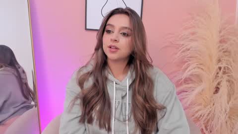 Erika Mendez online show from 02-01-25, 04:03