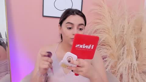 Erika Mendez online show from 03-05-25, 07:49