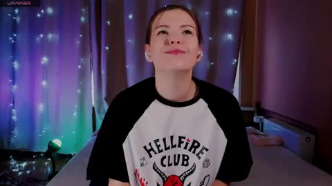 Erika online show from 04-26-26, 04:32