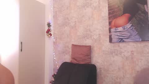 Erikabeee online show from 01-08-25, 07:13