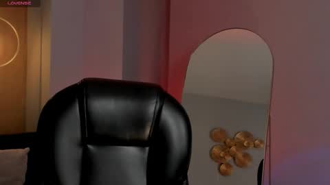 Erika Benz online show from 09-19-25, 12:17