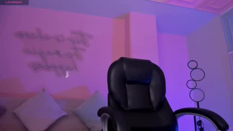 Erika Benz online show from 01-18-26, 12:09