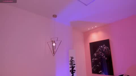 Erika Benz online show from 03-12-26, 12:11