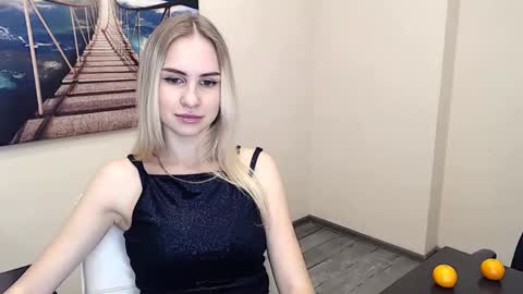 Erika online show from 12-09-24, 12:51