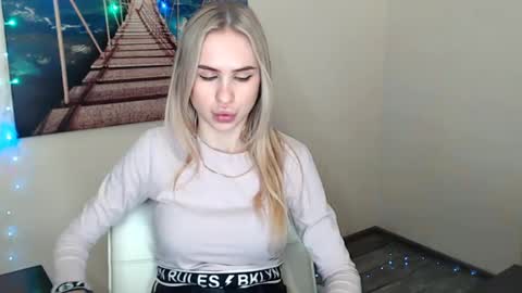 Erika online show from 01-14-25, 03:47