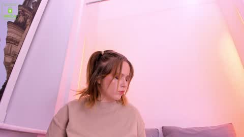 Snapshot of erikalustx chatting on 01-03-25, 04:11 Erika online show from 01-03-25, 04:11