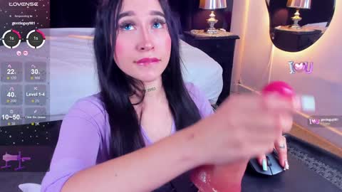 Snapshot of eriklein chatting on 01-08-25, 10:48 Eri  online show from 01-08-25, 10:48