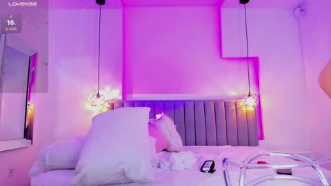 Snapshot of eriklein chatting on 02-09-25, 02:49 Eri  online show from 02-09-25, 02:49