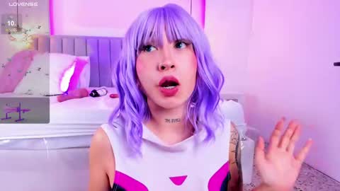 Snapshot of eriklein chatting on 02-13-25, 02:01 Eri  online show from 02-13-25, 02:01