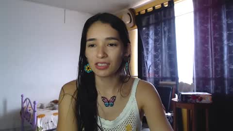 Snapshot of erina_1 chatting on 12-19-24, 06:23 erina_1 online show from 12-19-24, 06:23