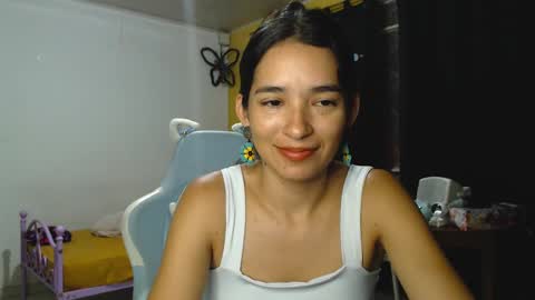 Snapshot of erina_1 chatting on 01-23-25, 11:26 erina_1 online show from 01-23-25, 11:26