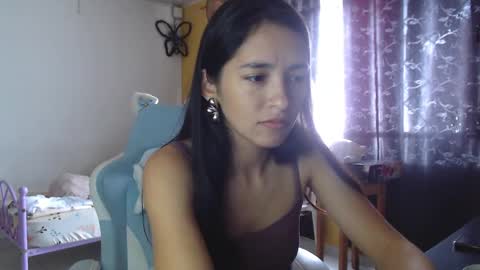 Snapshot of erina_1 chatting on 02-20-25, 04:14 erina_1 online show from 02-20-25, 04:14