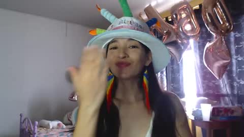 Snapshot of erina_1 chatting on 03-01-25, 03:38 erina_1 online show from 03-01-25, 03:38