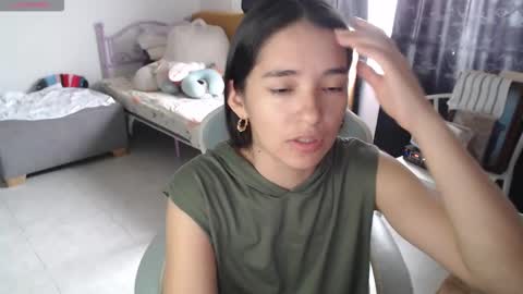 Snapshot of erina_1 chatting on 03-17-26, 05:27 erina_1 online show from 03-17-26, 05:27