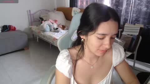 Snapshot of erina_1 chatting on 03-28-26, 04:28 erina_1 online show from 03-28-26, 04:28