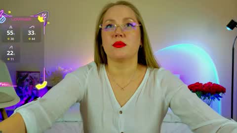 Snapshot of erinmilk chatting on 02-05-26, 05:28 Erin online show from 02-05-26, 05:28