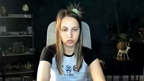 Snapshot of erinwise chatting on 07-18-26, 08:29 erinwise online show from 07-18-26, 08:29