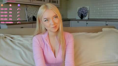Snapshot of erlenbayer chatting on 05-28-26, 04:32 Chanel online show from 05-28-26, 04:32