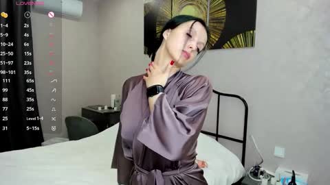 Erline and Monica online show from 02-22-26, 07:23