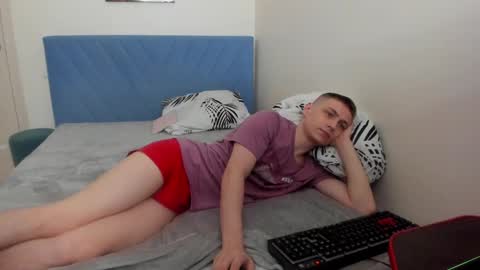 Max online show from 03-12-25, 07:28