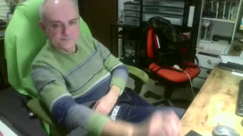 ernello online show from 11-18-25, 09:19