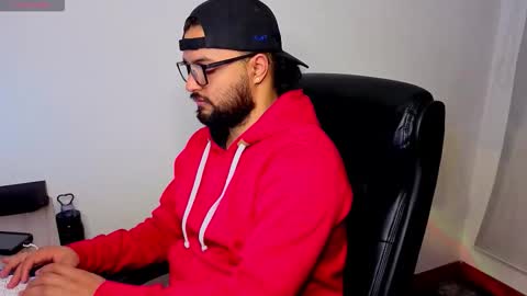 ernesto rodriguez 82 online show from 10-18-25, 06:37