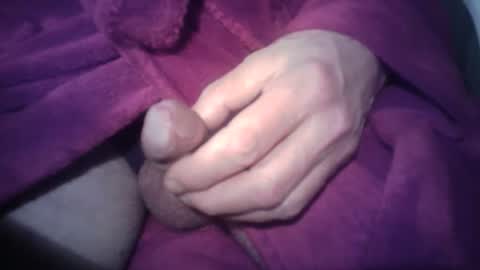 Snapshot of ernie4u chatting on 12-28-24, 12:57 Ernie online show from 12-28-24, 12:57