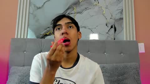 Eros Lux1 online show from 04-24-26, 12:18