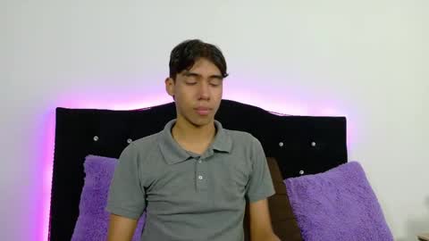Snapshot of eros_lux1 chatting on 06-09-26, 12:17 Eros Lux1 online show from 06-09-26, 12:17