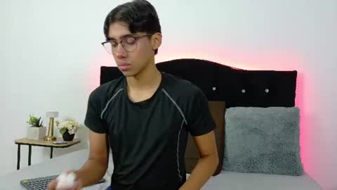 Snapshot of eros_lux1 chatting on 06-16-26, 12:52 Eros Lux1 online show from 06-16-26, 12:52