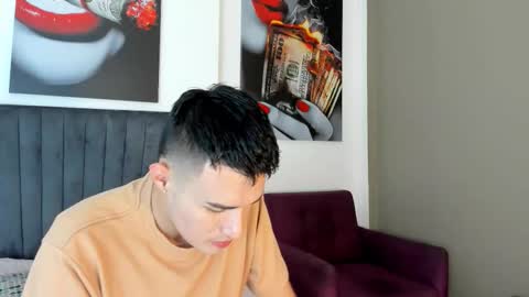 Snapshot of eros_mancini chatting on 11-22-25, 03:38 Eros Mancini online show from 11-22-25, 03:38