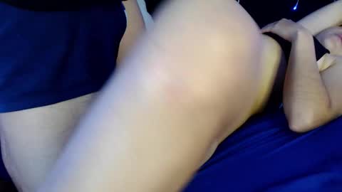 Snapshot of erosandvenus_ chatting on 11-26-25, 09:38 eros y venus online show from 11-26-25, 09:38