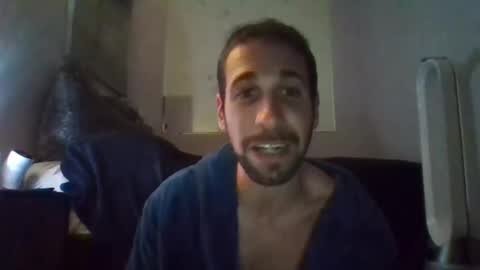 Snapshot of eroscharm chatting on 11-27-25, 01:40 eroscharm online show from 11-27-25, 01:40