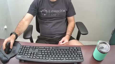 Snapshot of eroskatt chatting on 01-30-25, 03:40 Eroskatt online show from 01-30-25, 03:40