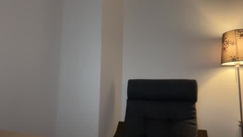 Snapshot of eroslane chatting on 10-23-25, 05:55 eroslane online show from 10-23-25, 05:55