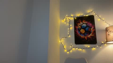 Snapshot of eroslane chatting on 11-27-25, 06:10 eroslane online show from 11-27-25, 06:10