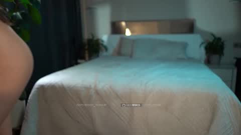 SOFIA  DAMIEN   PVT MODEL online show from 10-24-25, 09:49