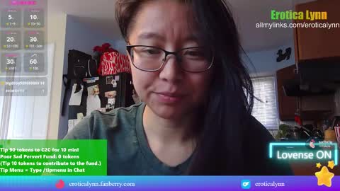 Lynn   online show from 03-07-25, 08:11