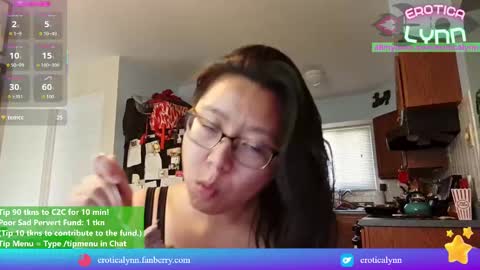 Lynn   online show from 09-26-25, 06:56