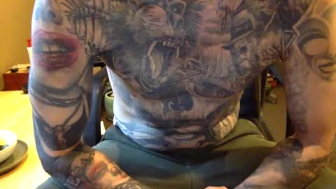 Snapshot of eroticcloseups chatting on 03-07-25, 07:27 Erotic CloseUps online show from 03-07-25, 07:27