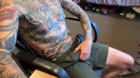 Snapshot of eroticcloseups chatting on 10-06-25, 08:39 Erotic CloseUps online show from 10-06-25, 08:39