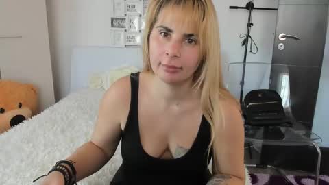 eroticsensualkitty4u online show from 12-12-24, 12:22