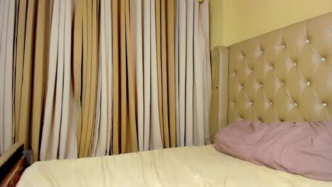 monica online show from 12-23-24, 01:18